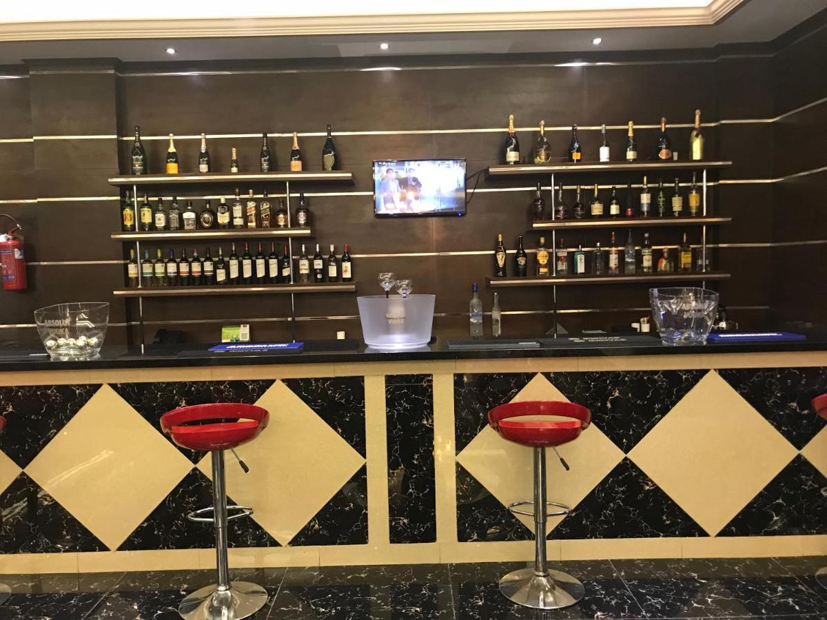 Boulevard Palace Hotel Μονρόβια Εξωτερικό φωτογραφία