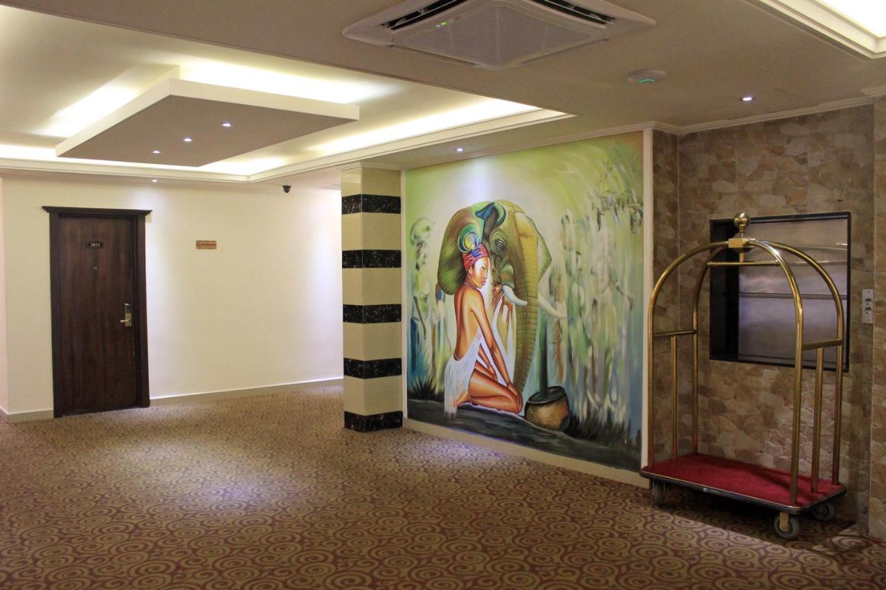 Boulevard Palace Hotel Μονρόβια Εξωτερικό φωτογραφία